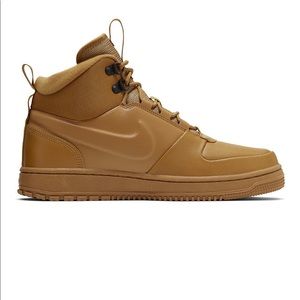 Nike Path to Winter High Top Shoes